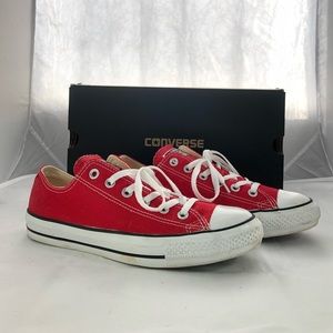 Chuck Taylor All Star Classic Unisex Low Top